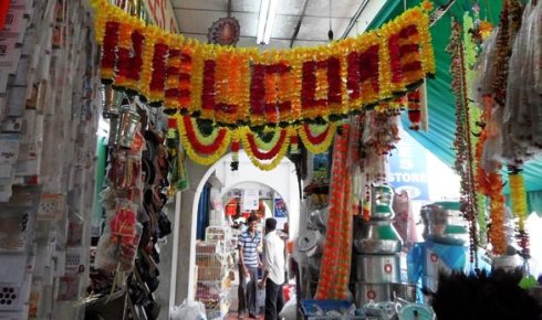Welcome in flowers in Little India